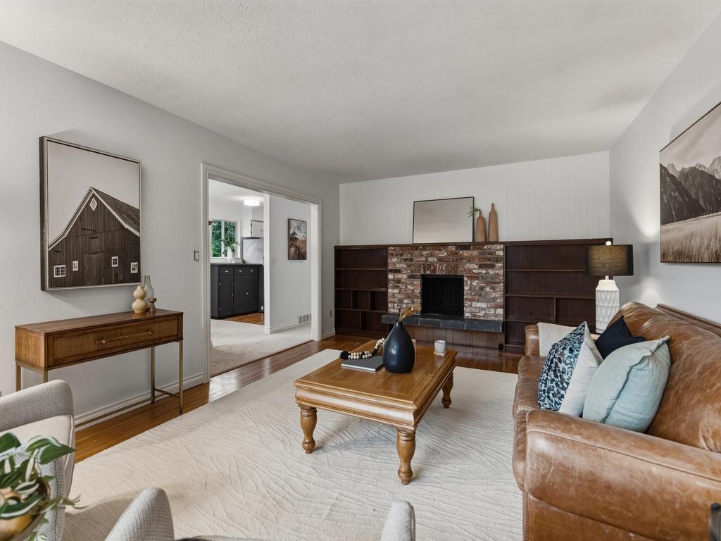 Listing Image for R3096467