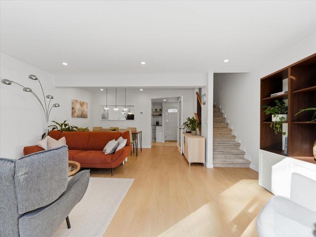 Listing Image for R3096481