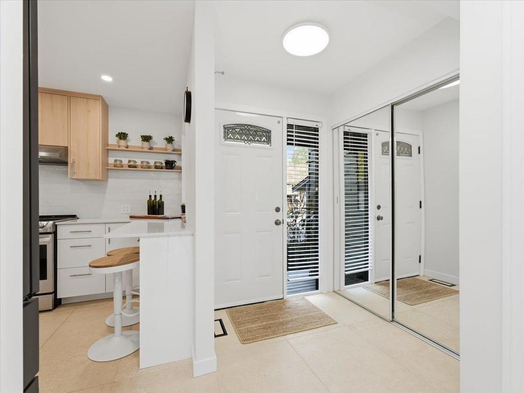 Listing Image for R3096481