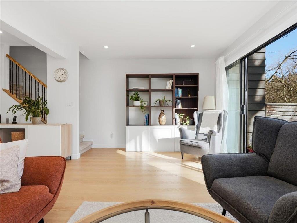 Listing Image for R3096481