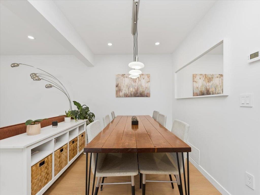 Listing Image for R3096481