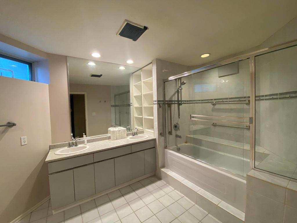 Listing Image for R3096485