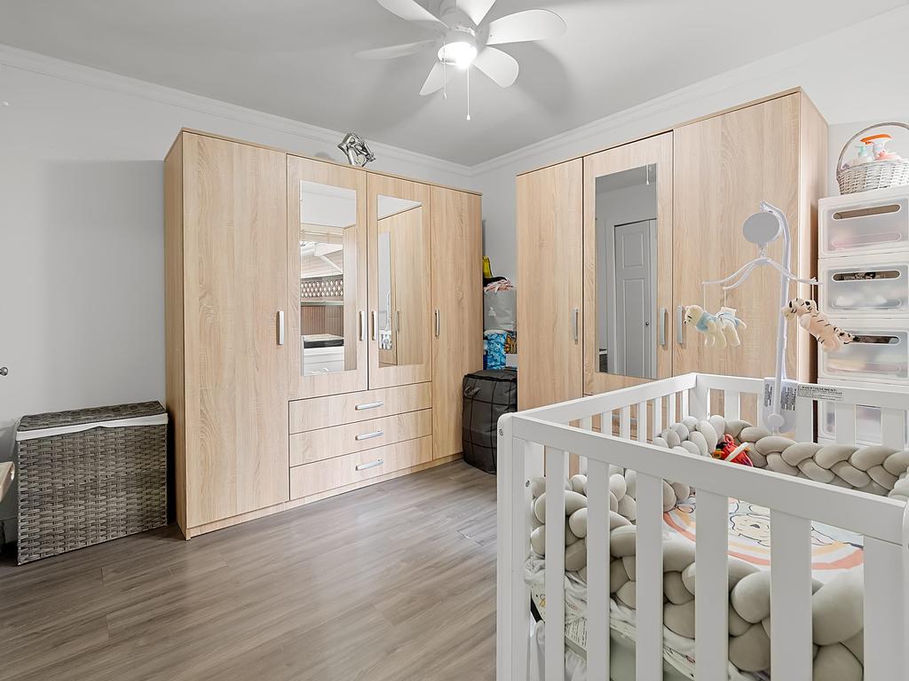 Listing Image for R3096488