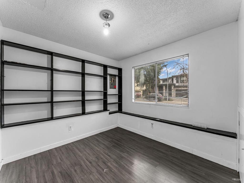 Listing Image for R3096492