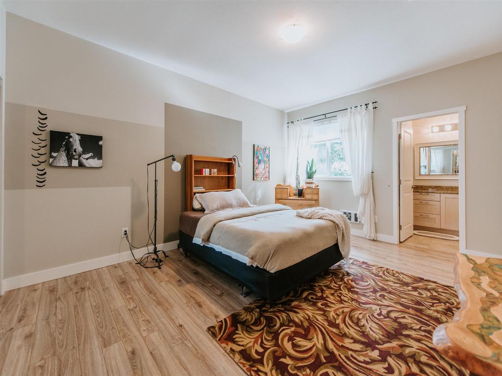 Listing Image for R3096494