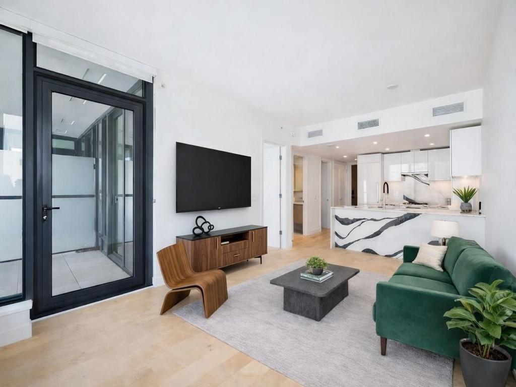 Listing Image for R3096505