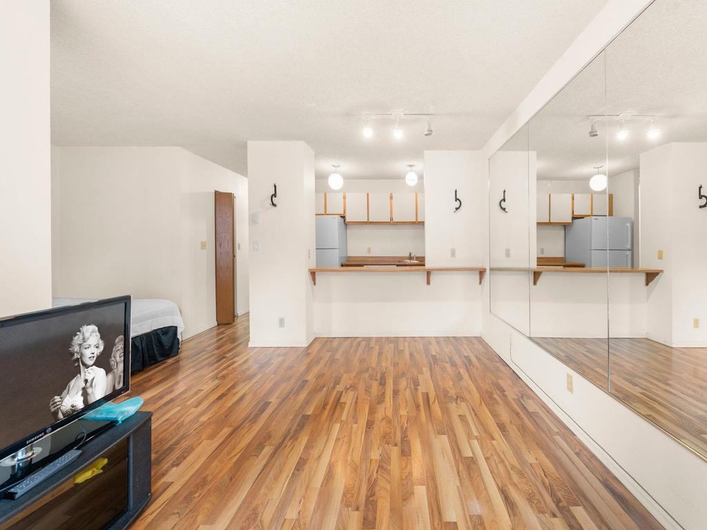 Listing Image for R3096506