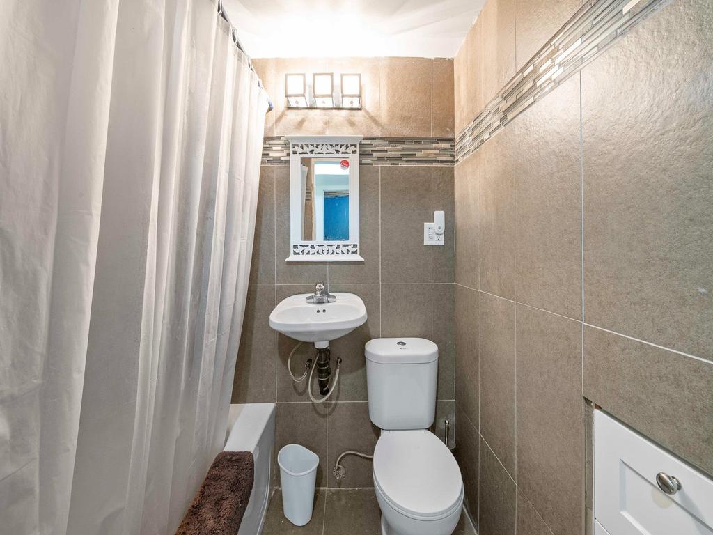 Listing Image for R3096537