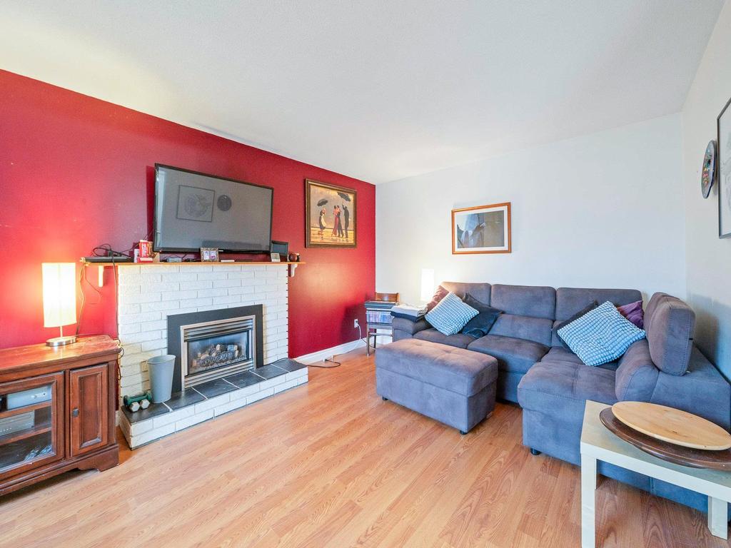 Listing Image for R3096537