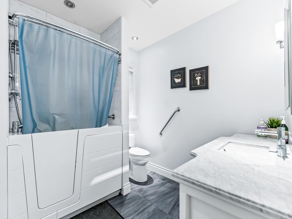 Listing Image for R3096540