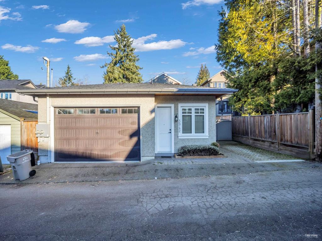 Listing Image for R3096567