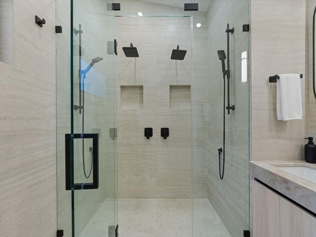 Listing Image for R3096575