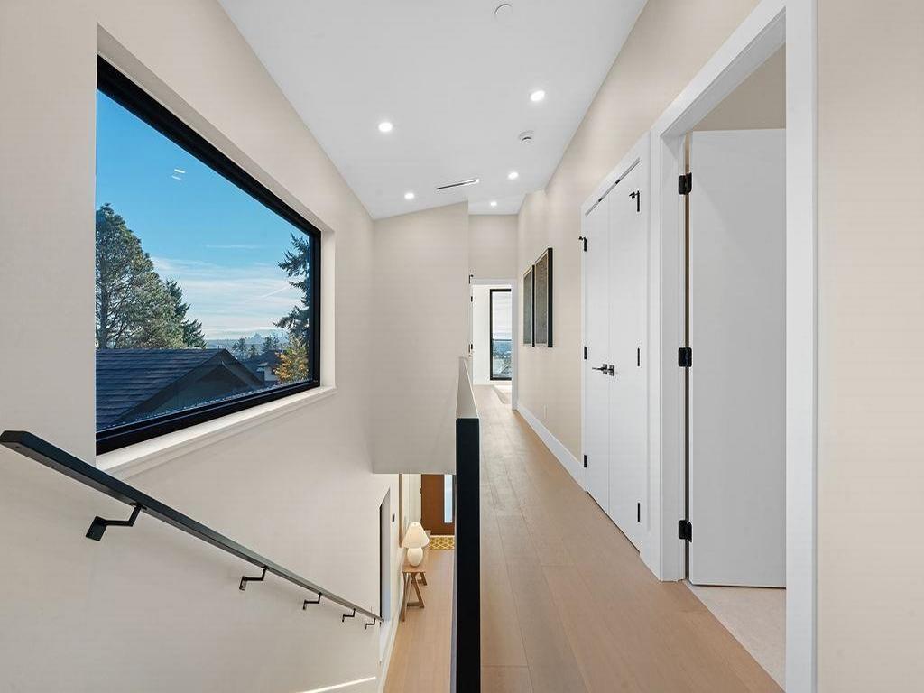 Listing Image for R3096575