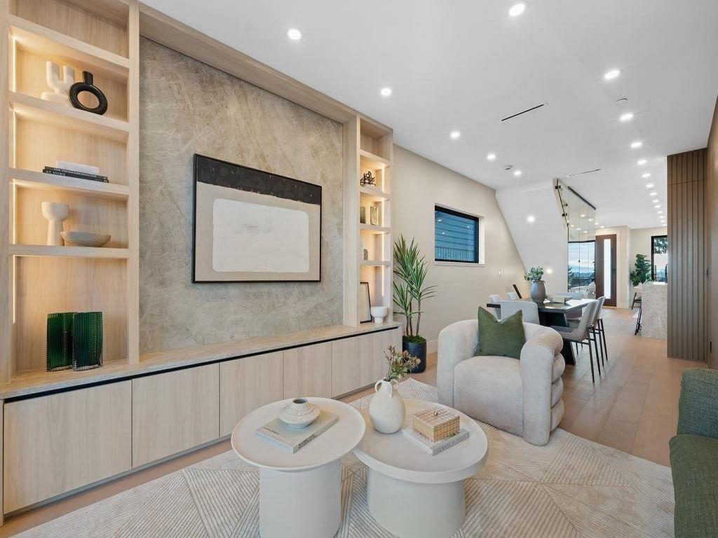 Listing Image for R3096575