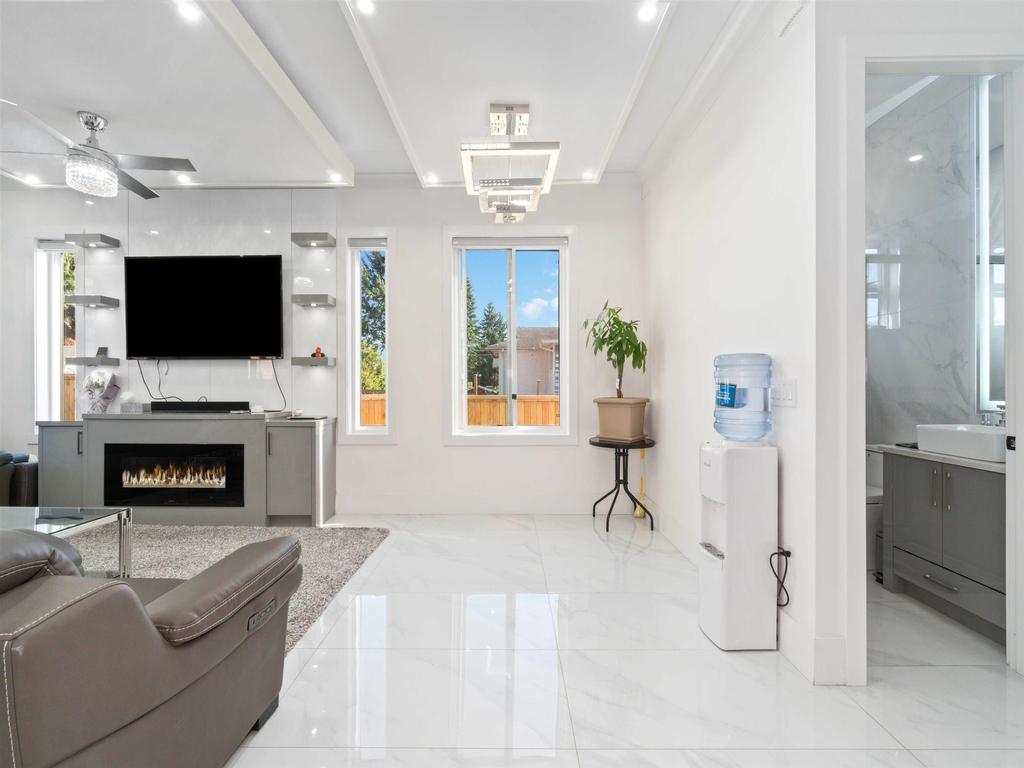 Listing Image for R3096592