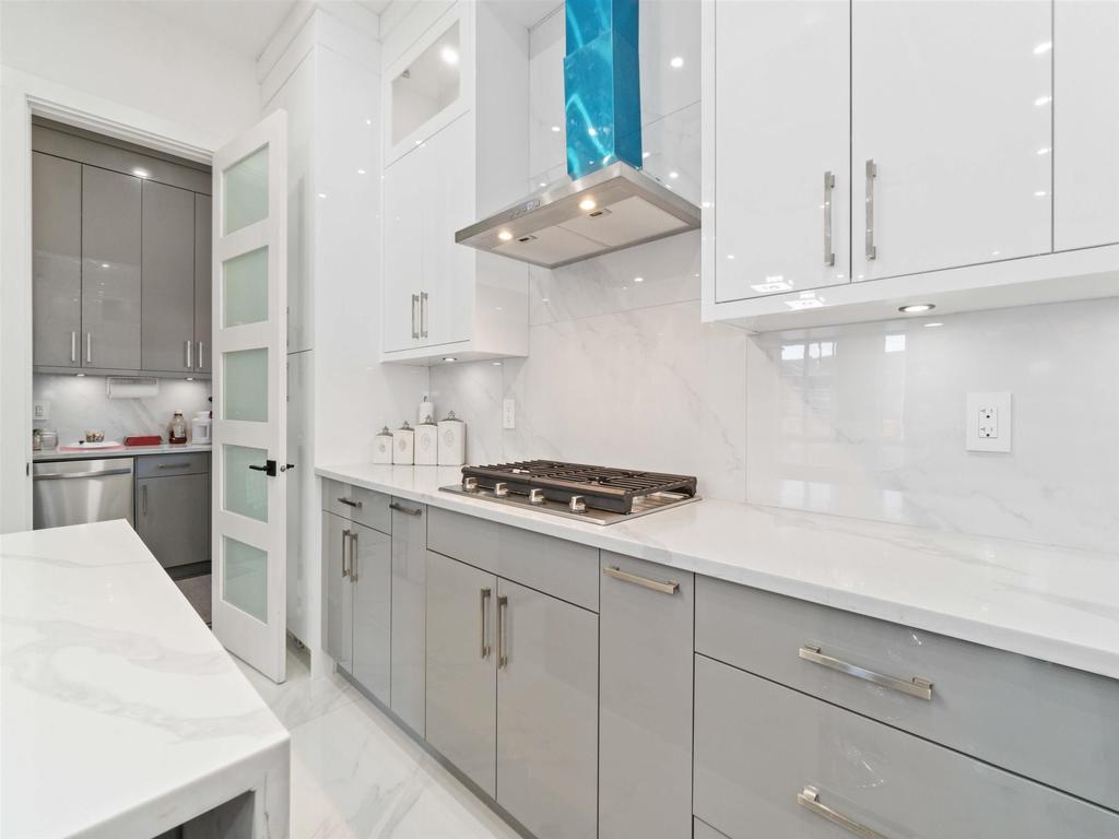 Listing Image for R3096592