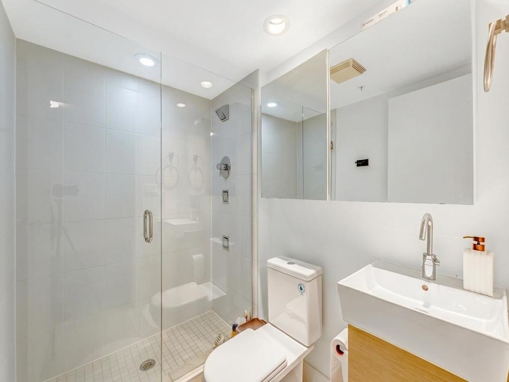 Listing Image for R3096598