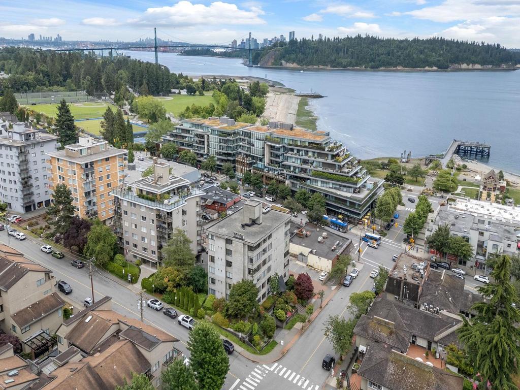 Listing Image for R3096602