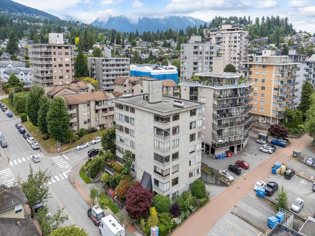 Listing Image for R3096602