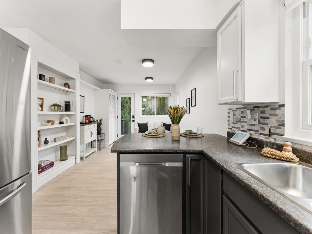 Listing Image for R3096612