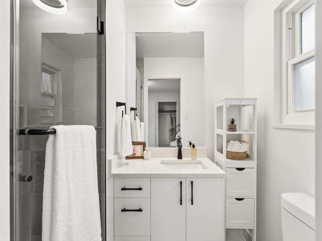 Listing Image for R3096612