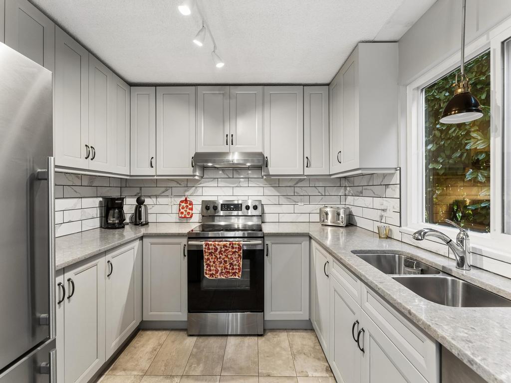 Listing Image for R3096612