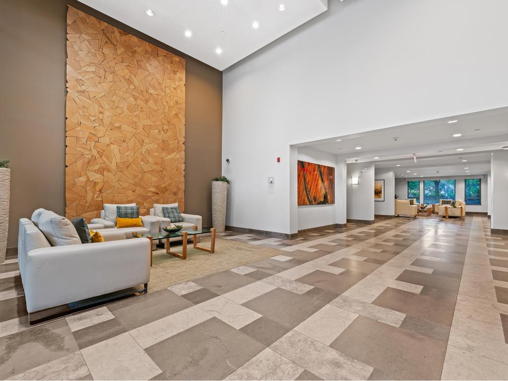 Listing Image for R3096650