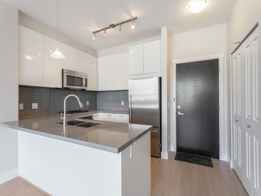 Listing Image for R3096674