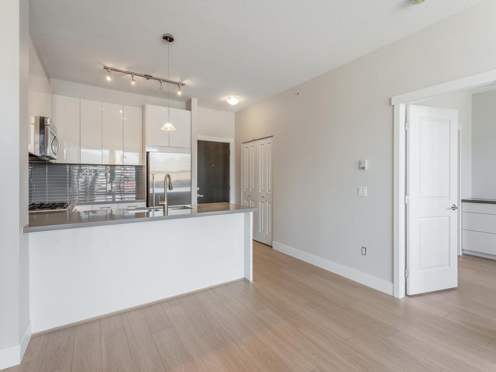 Listing Image for R3096674