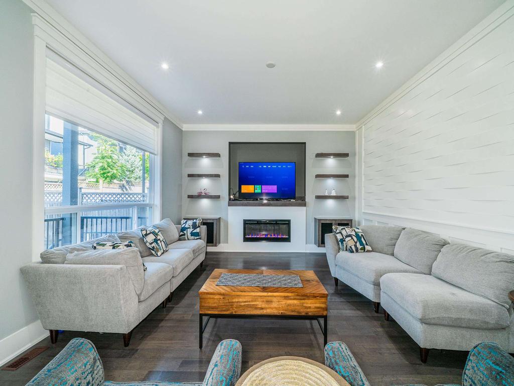 Listing Image for R3096676