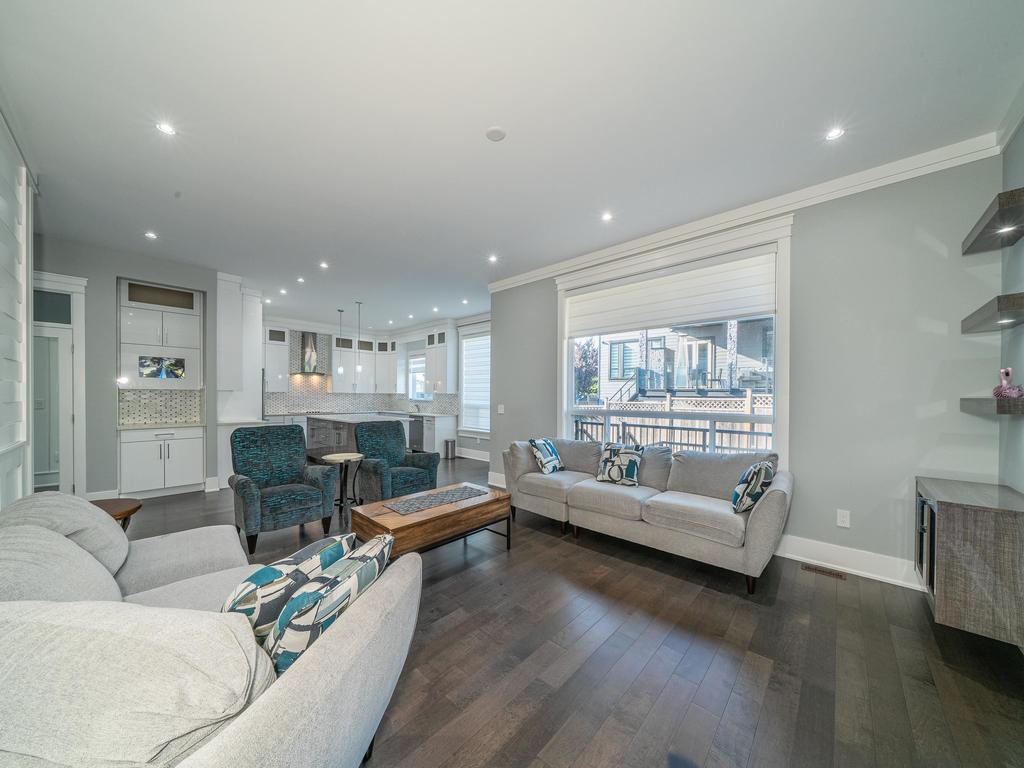 Listing Image for R3096676