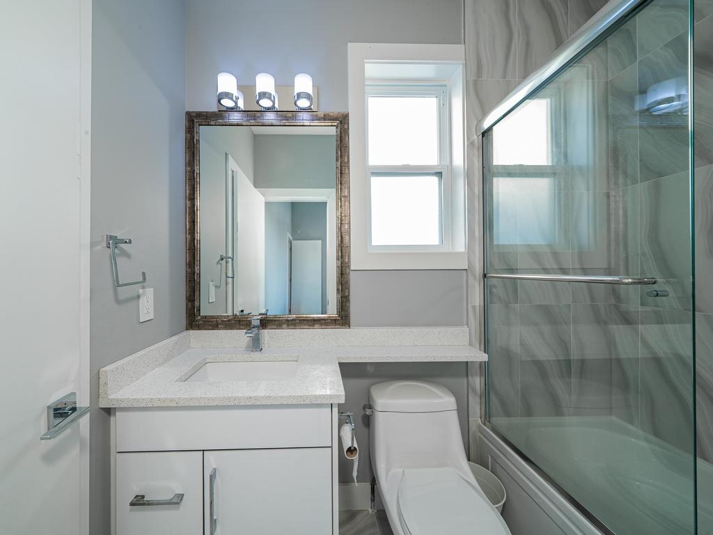 Listing Image for R3096676