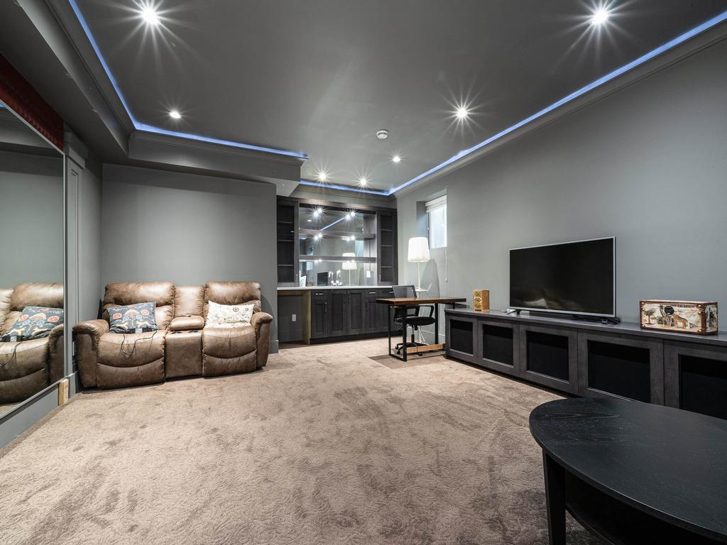 Listing Image for R3096676