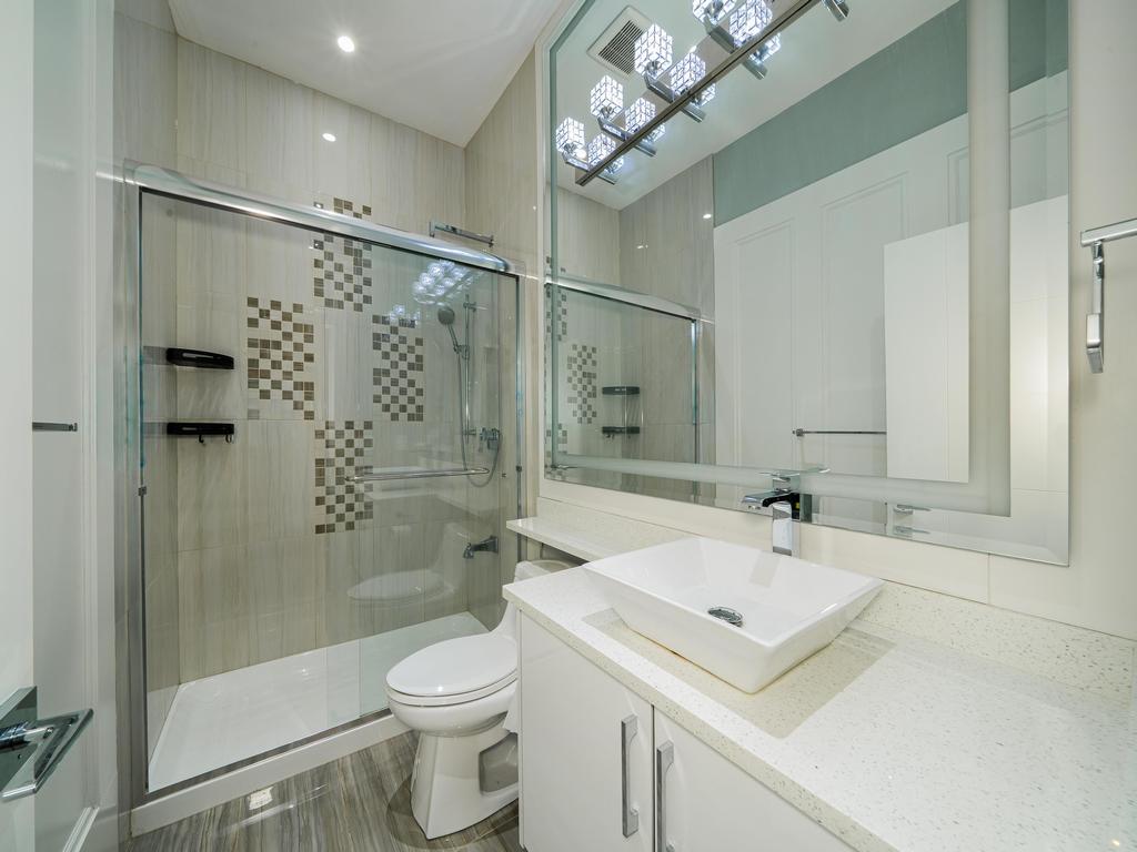 Listing Image for R3096676