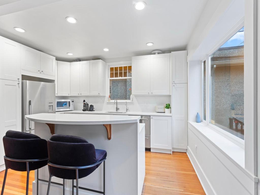 Listing Image for R3096694