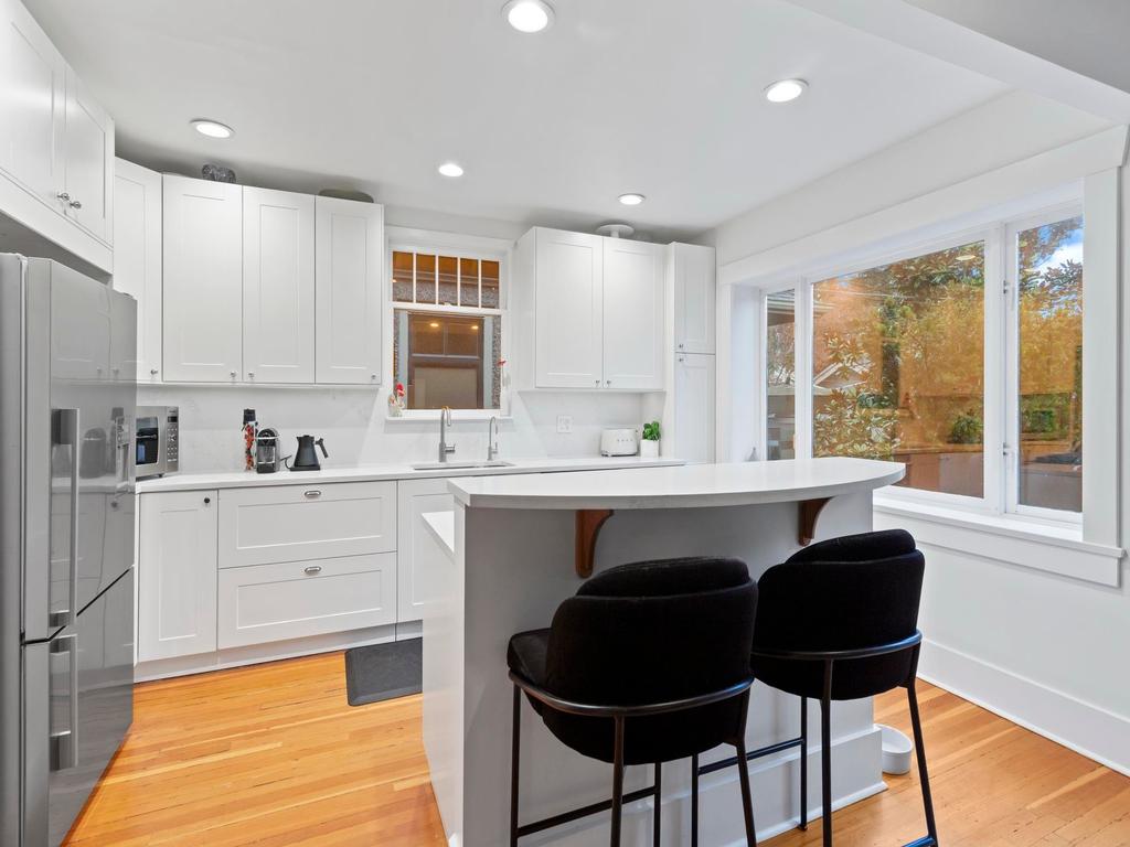 Listing Image for R3096694