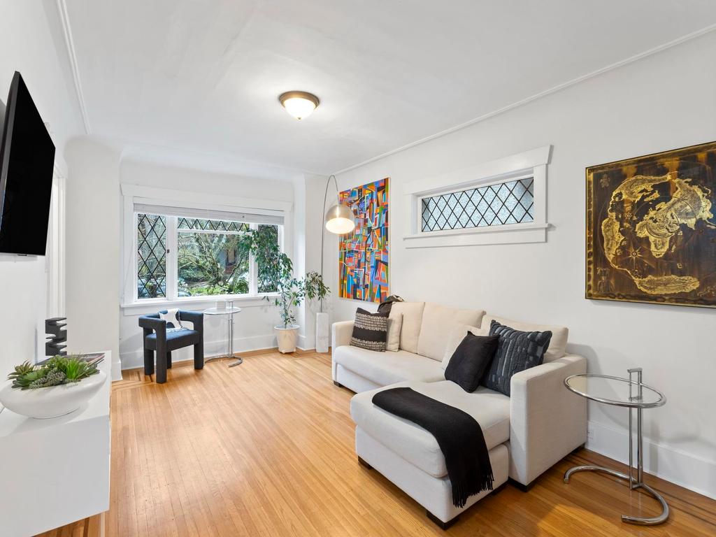 Listing Image for R3096694