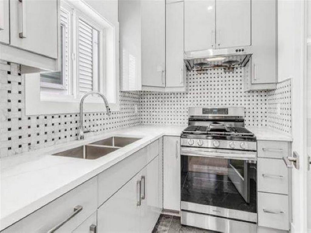 Listing Image for R3096698