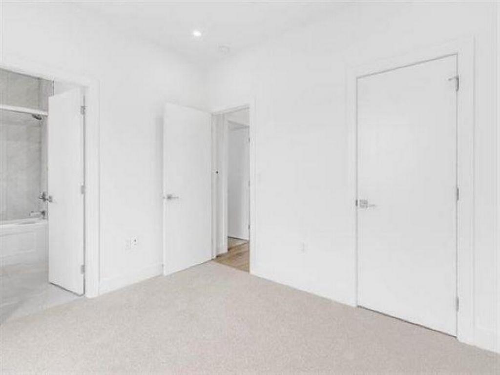 Listing Image for R3096698