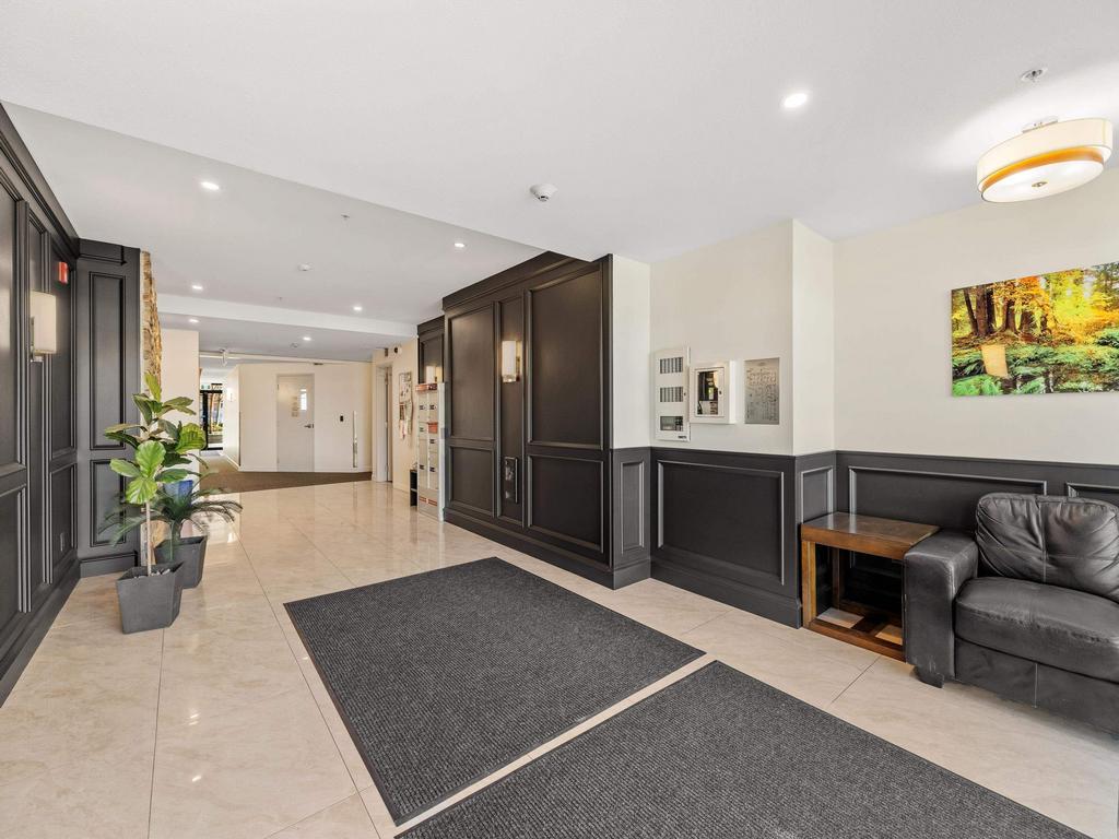 Listing Image for R3096768