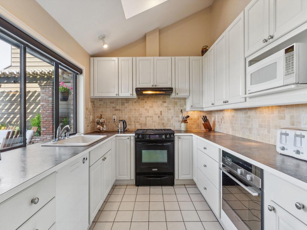 Listing Image for R3096786