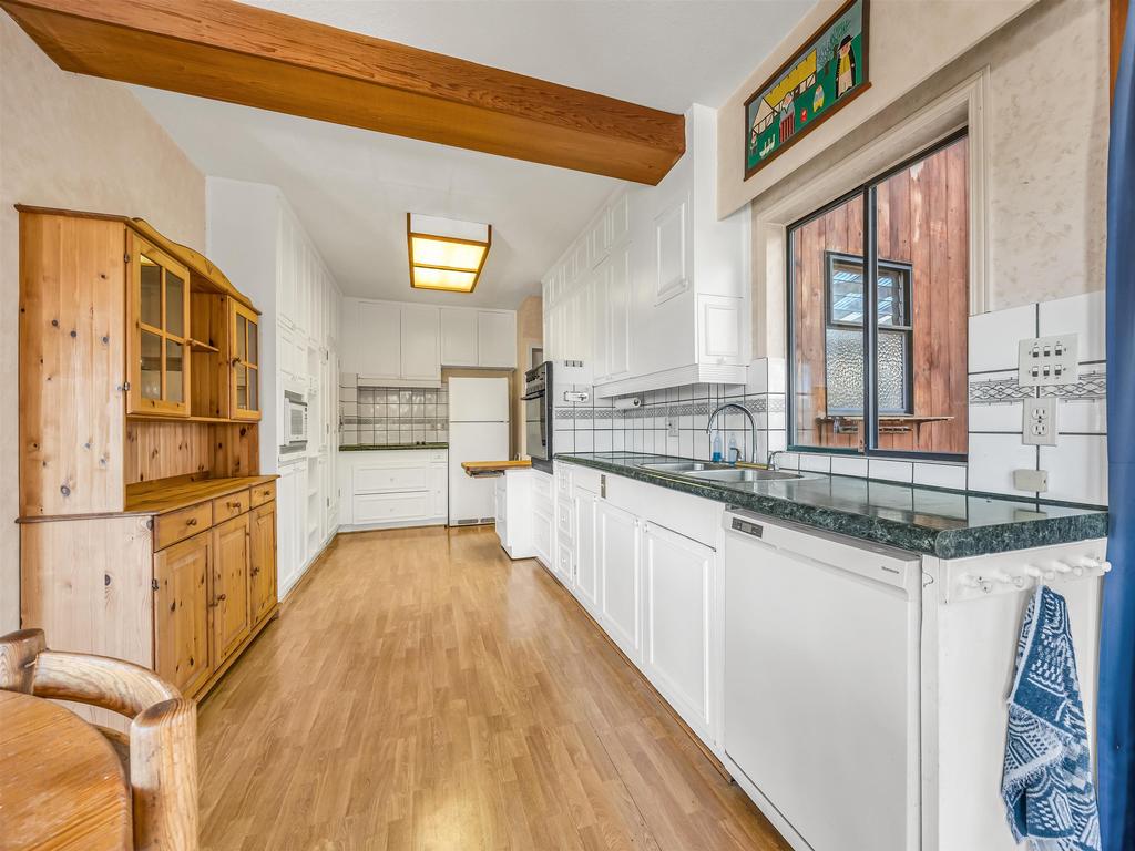 Listing Image for R3096825