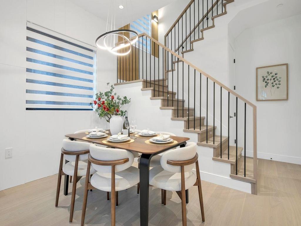 Listing Image for R3096836