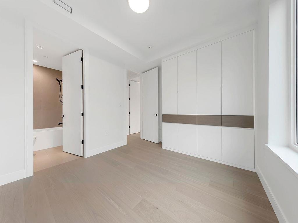 Listing Image for R3096836