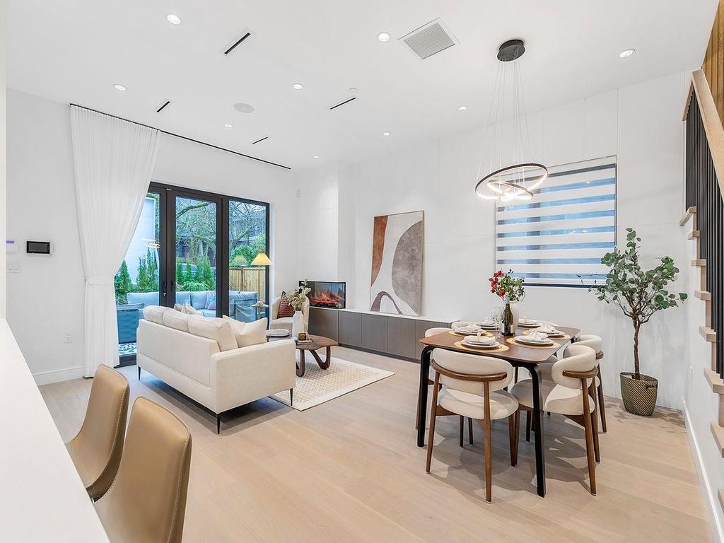 Listing Image for R3096836