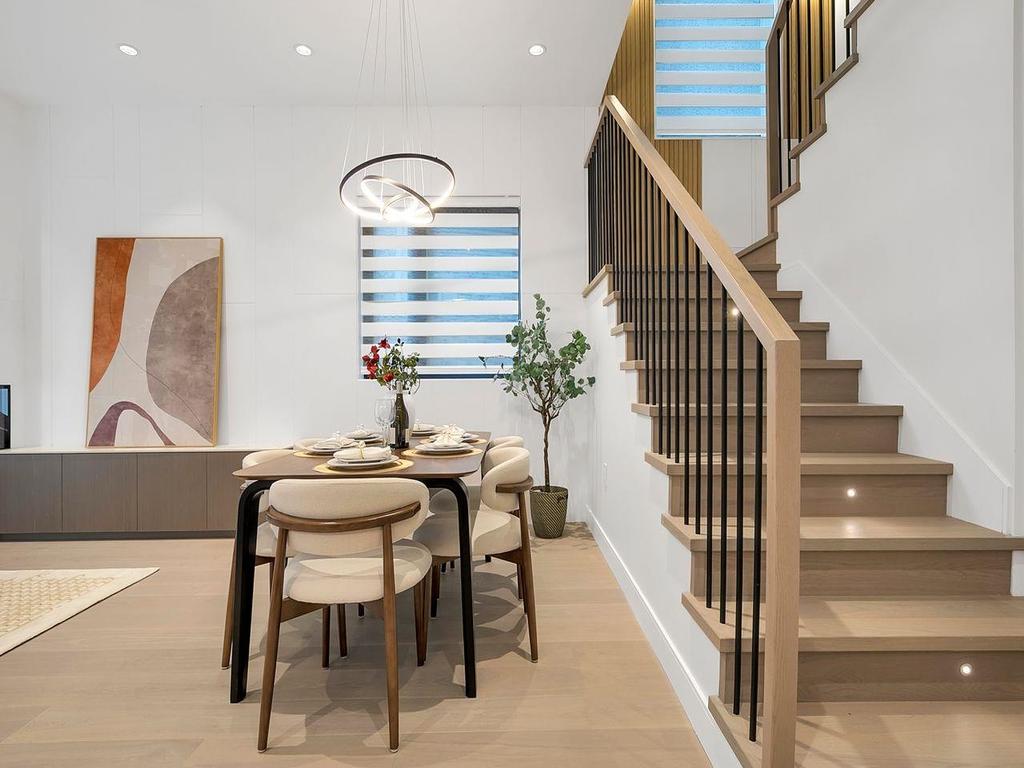 Listing Image for R3096836