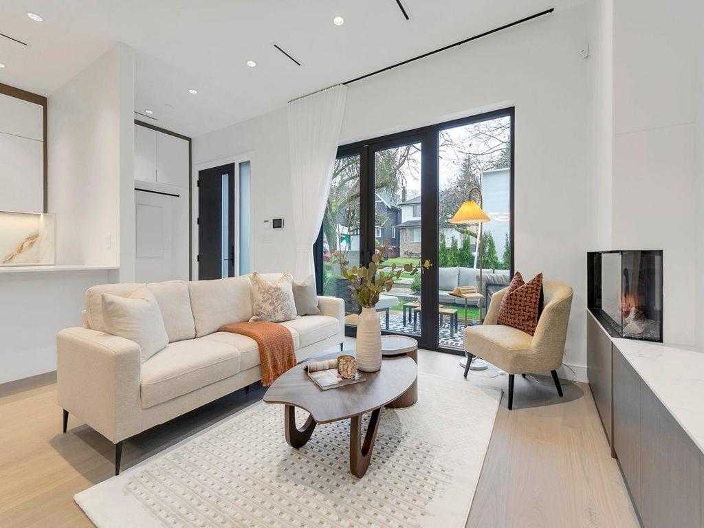 Listing Image for R3096836