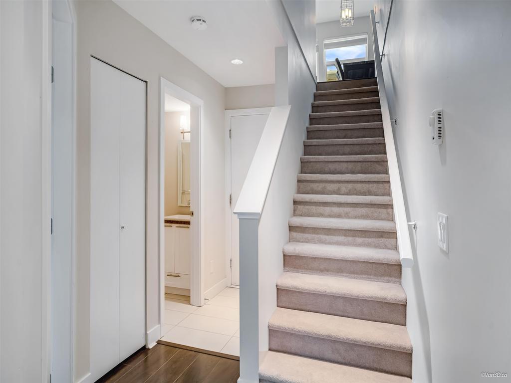 Listing Image for R3096851