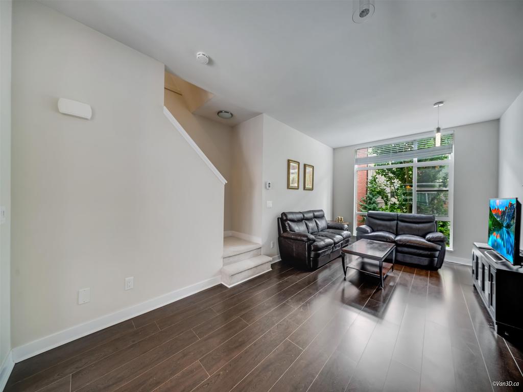 Listing Image for R3096851