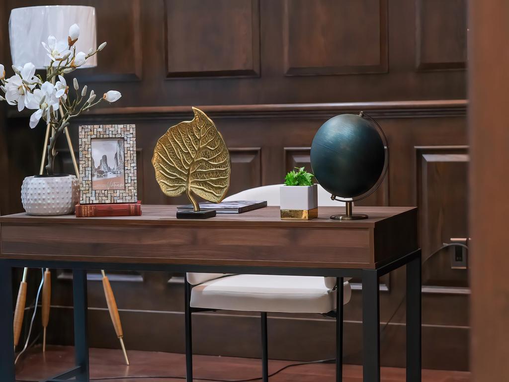 Listing Image for R3096875